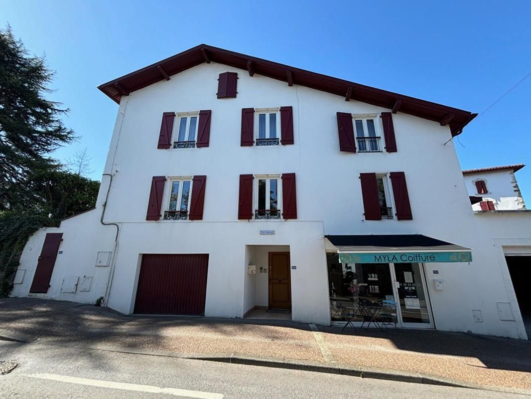 USTARITZ Maison de caractère au coeur du Pays basque 2