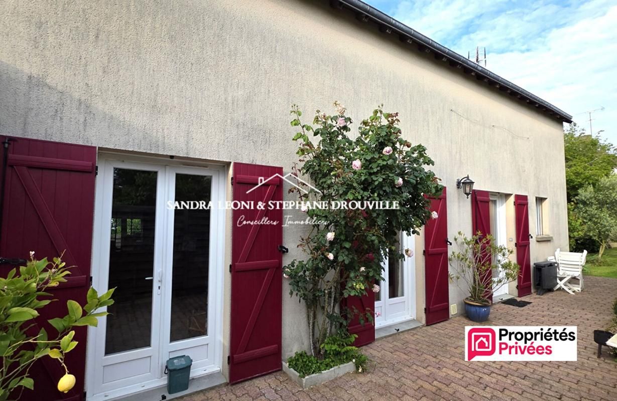 CHARTRES PROCHE CHARTRES - LUCE CHARMANTE MAISON 124 m2, 3 chambres 3