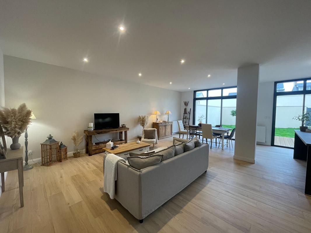 LE MANS Maison  Le Mans ( 8 pièces ) 222m2 2