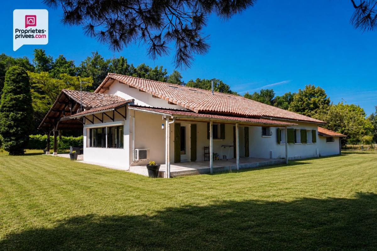 CASTELJALOUX Propriété en pierre 290 m² avec gîte, dépendances, piscine et 4 ha 3