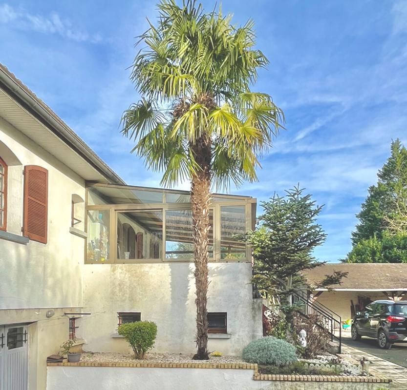 NOYON Maison : 6 pièce(s) 120 m² + Véranda 26m² 3