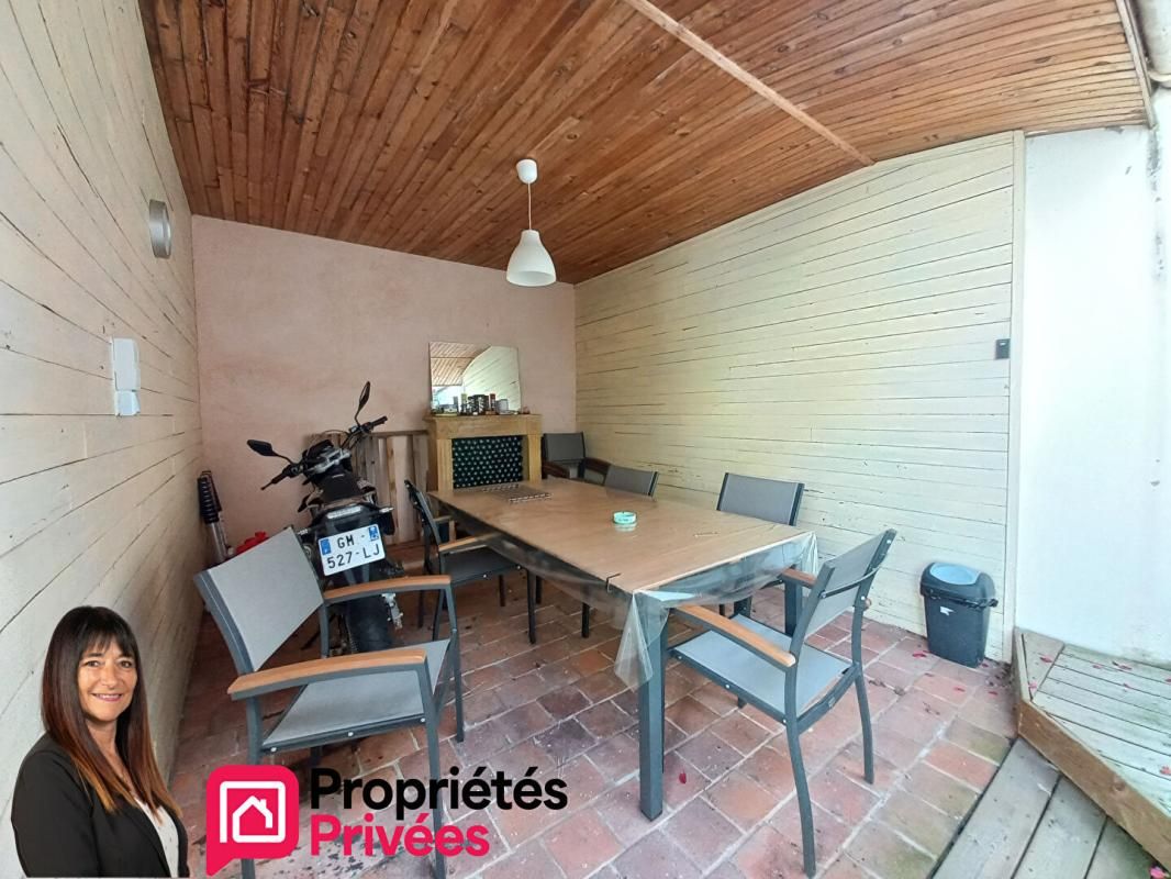 LE COTEAU Maison Le Coteau 8 pièce(s) 137 m2 2