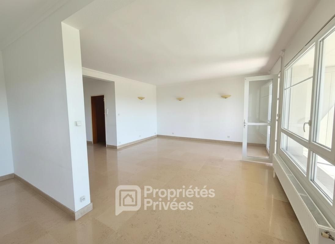 MONTELIMAR Appartement Montélimar 4 pièces 105 m2 2