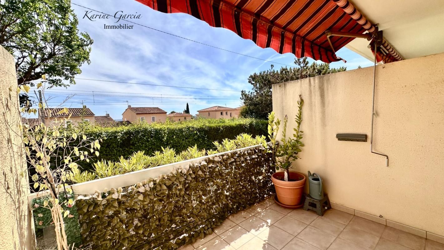 BANDOL BANDOL - PROXIMITE CENTRE VILLE ET COMMERCES - STUDIO 24 M² - PARKING PRIVATIF 2