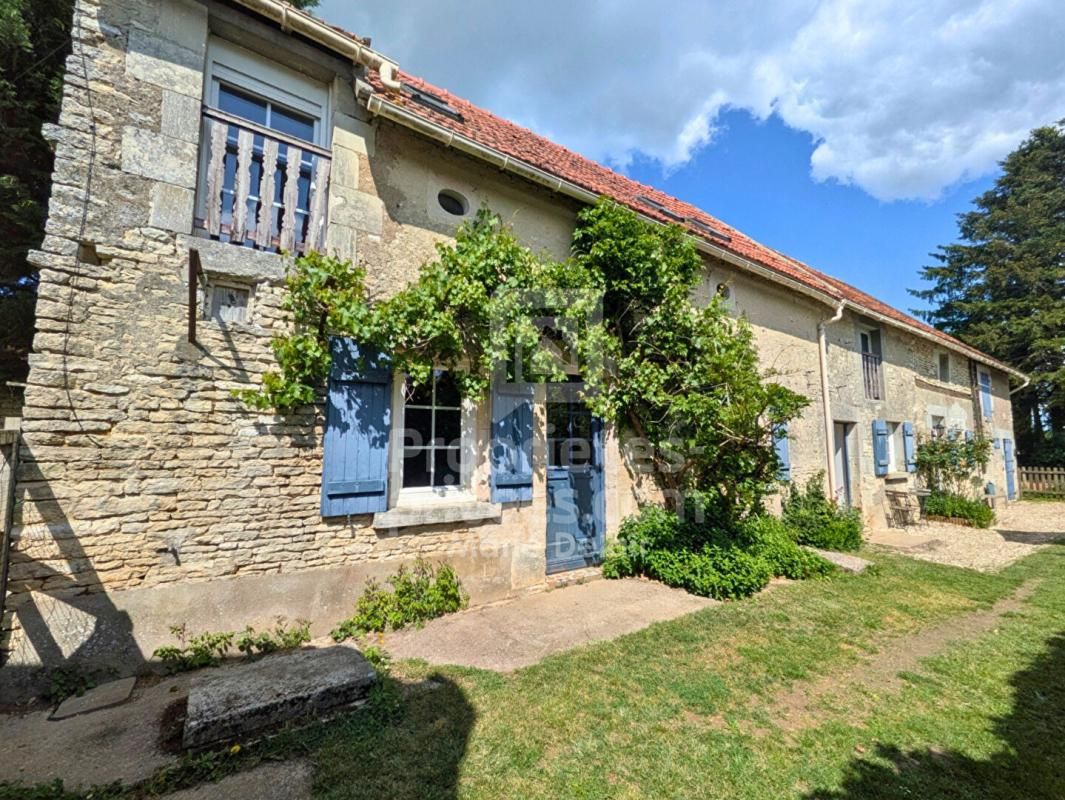 CIEZ Longère 180 m² - 4 chambres - Ciez 1