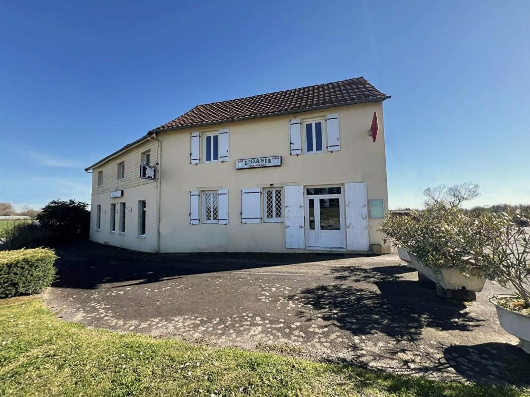 SARLANDE Restaurant Sarlande 6 pièce(s) 235 m2 1