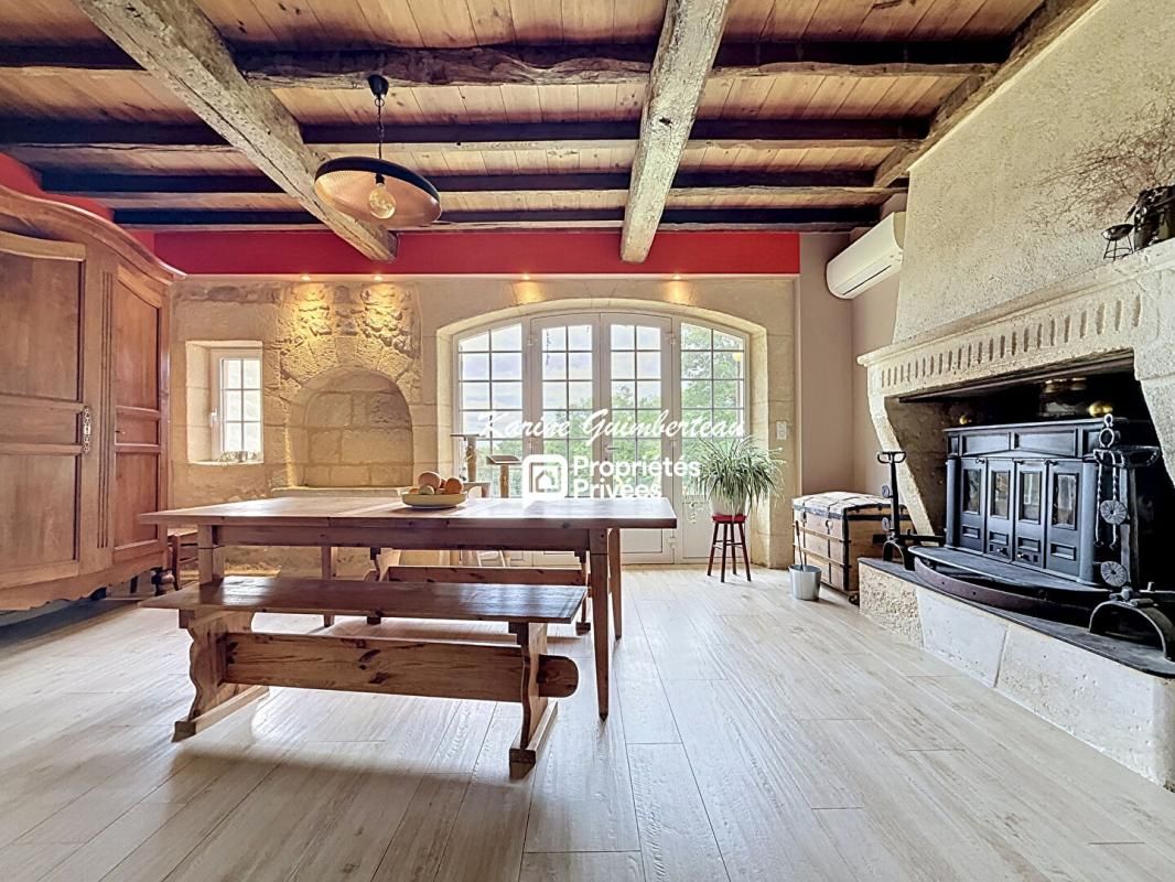 GALGON Maison en pierre + gîte + près + bois + étang 2