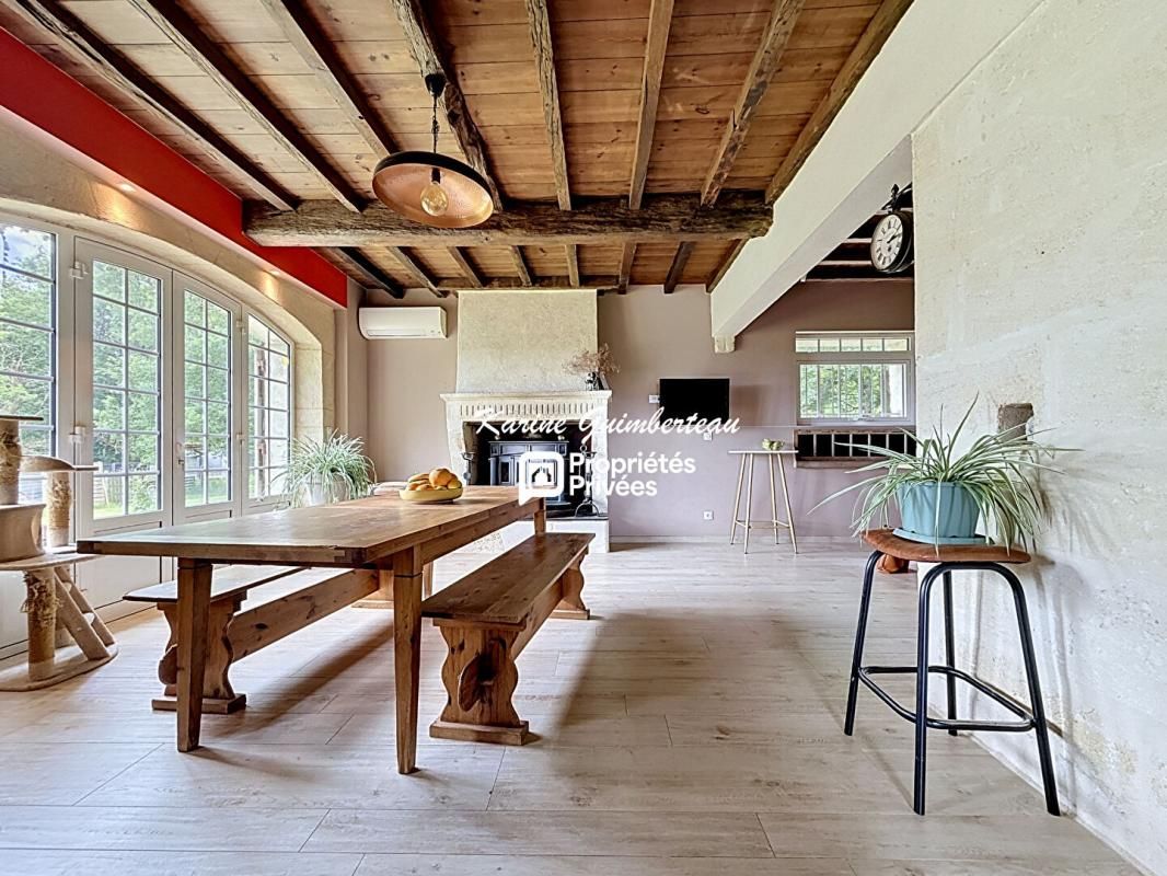 GALGON Maison en pierre + gîte + près + bois + étang 4