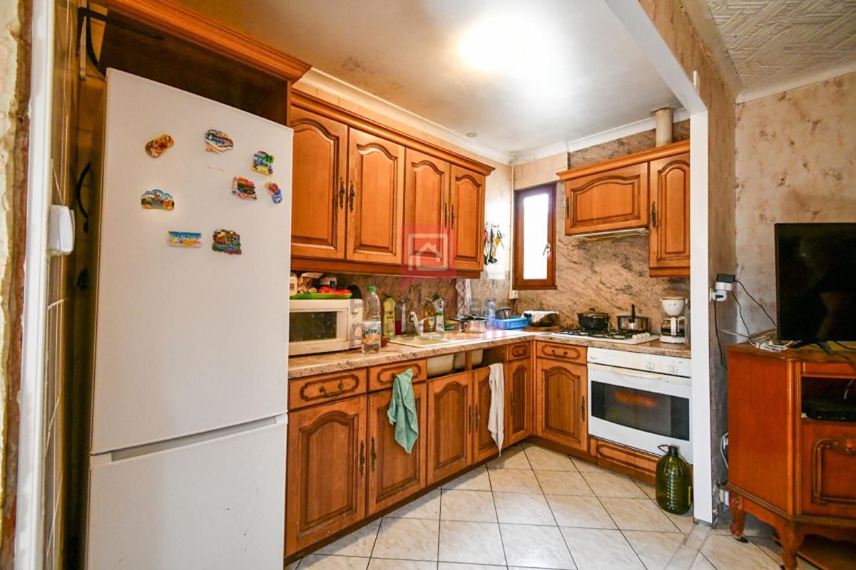 TREMBLAY-EN-FRANCE À VENDRE MAISON INDIVIDUELLE AVEC JARDIN, VÉRANDA ET GARAGE À TREMBLAY-EN-FRANCE 3