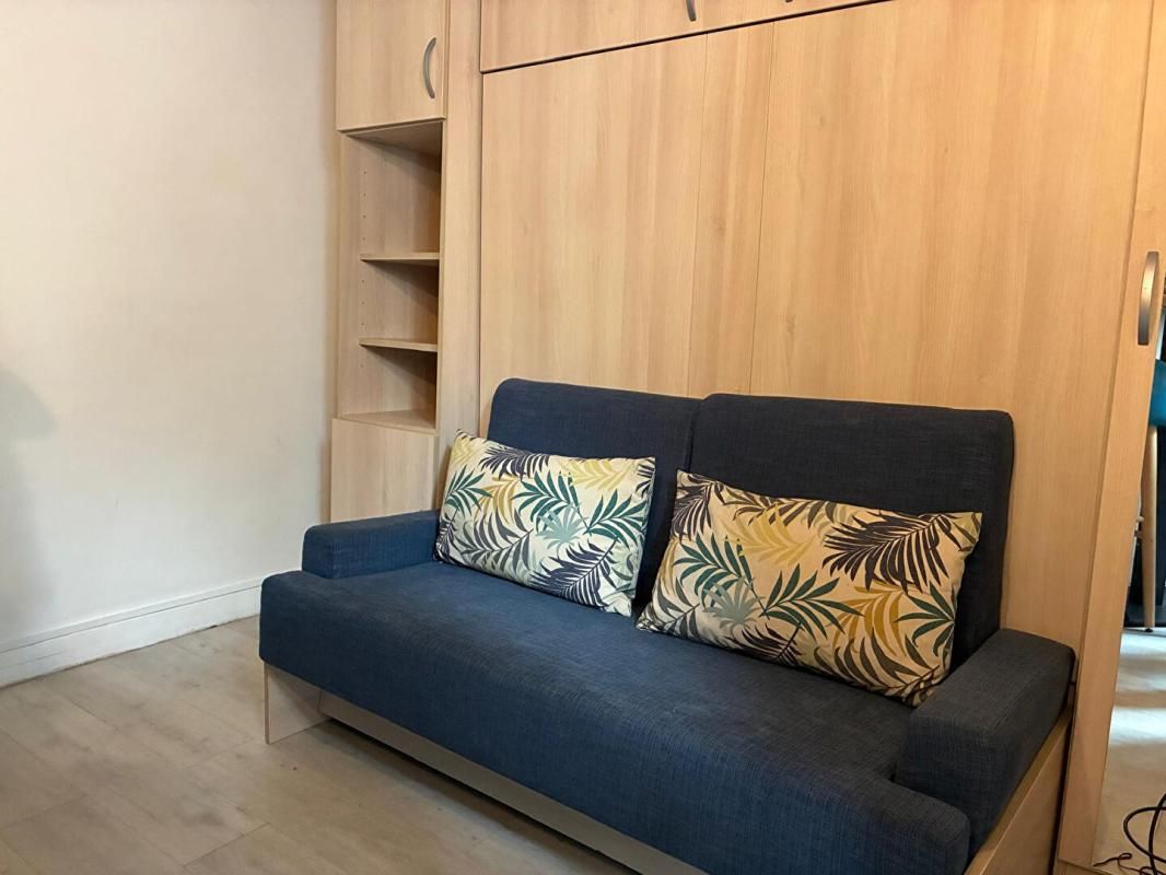 Studio meublé 1 pièce(s) 13m2