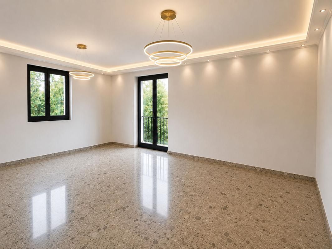 La Valette Du Var  Maison  Mitoyenne  4 pièces 125 m2 sur un terrain de 340m²