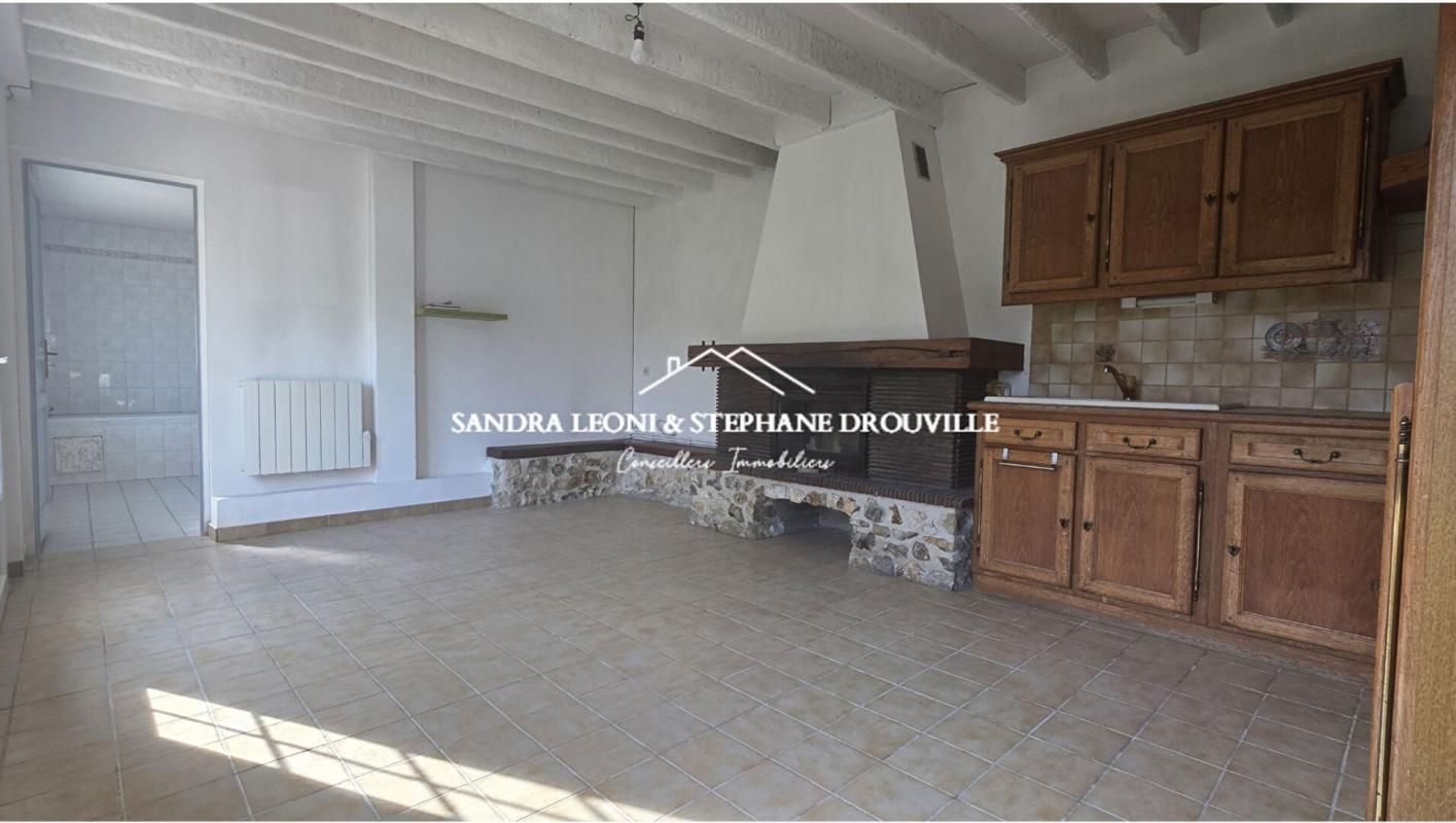 MAINTENON PROCHE MAINTENON - SAINT PIAT CHARMANTE MAISON DE 52 m² 4