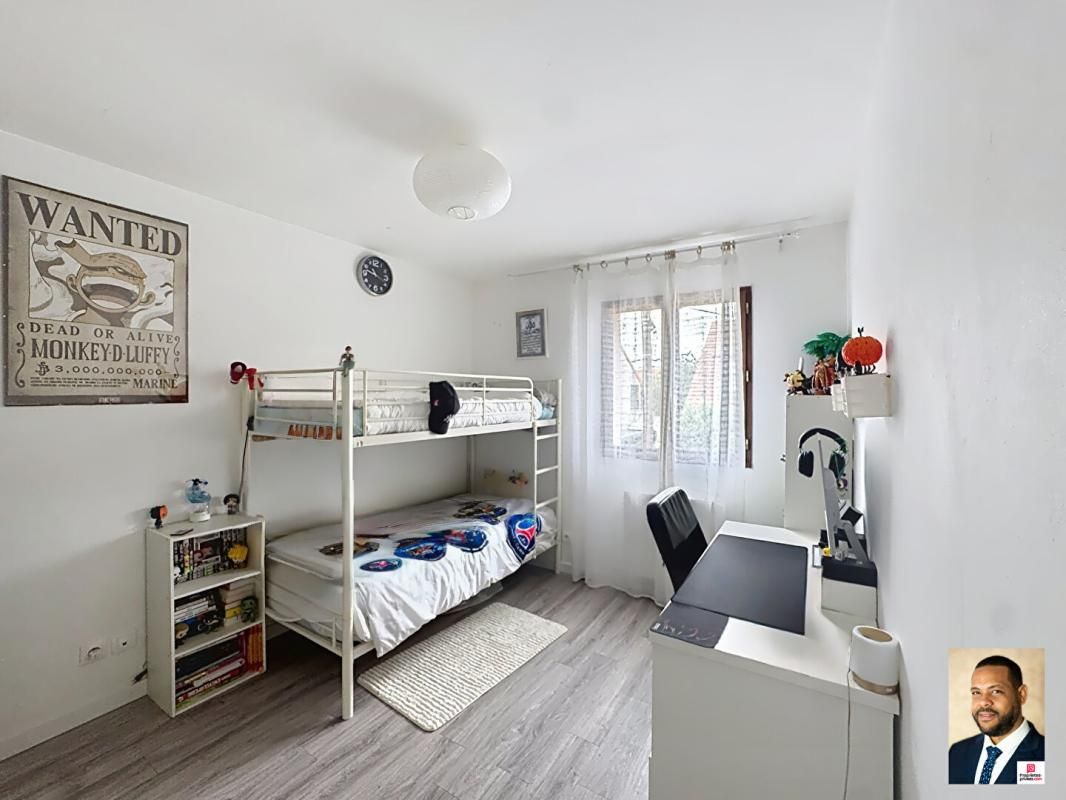 SAVIGNY-SUR-ORGE Quartier des Fleurs- Maison 7 pièces sur 325m² de terrain 4