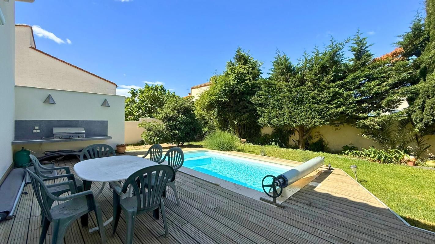 SALEILLES Superbe Villa 4 faces, 150 M² avec piscine et sans vis à vis 3