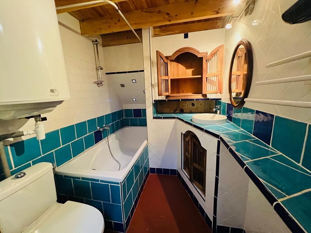 SAINT-CHAMAS Immeuble de rapports 83 m² 4