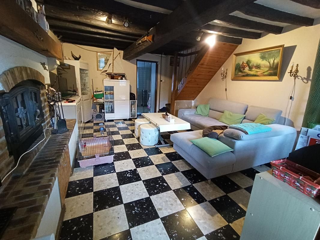 SAINT-PARIZE-LE-CHATEL MOIRY - MAISON DE BOURG 69 M2 2