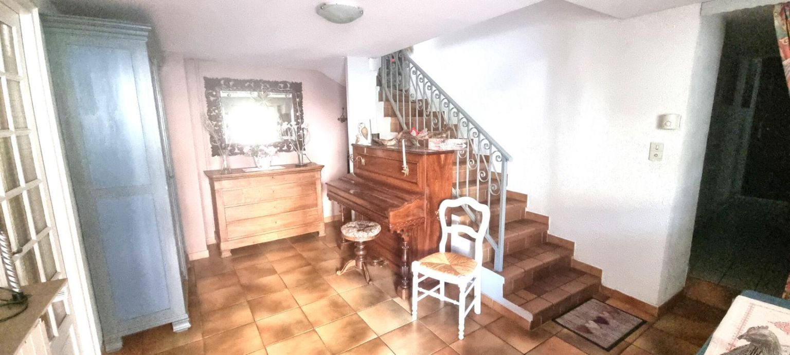 BETHONCOURT Maison de caractère - très soignée avec sa grange - CLASSE D 2