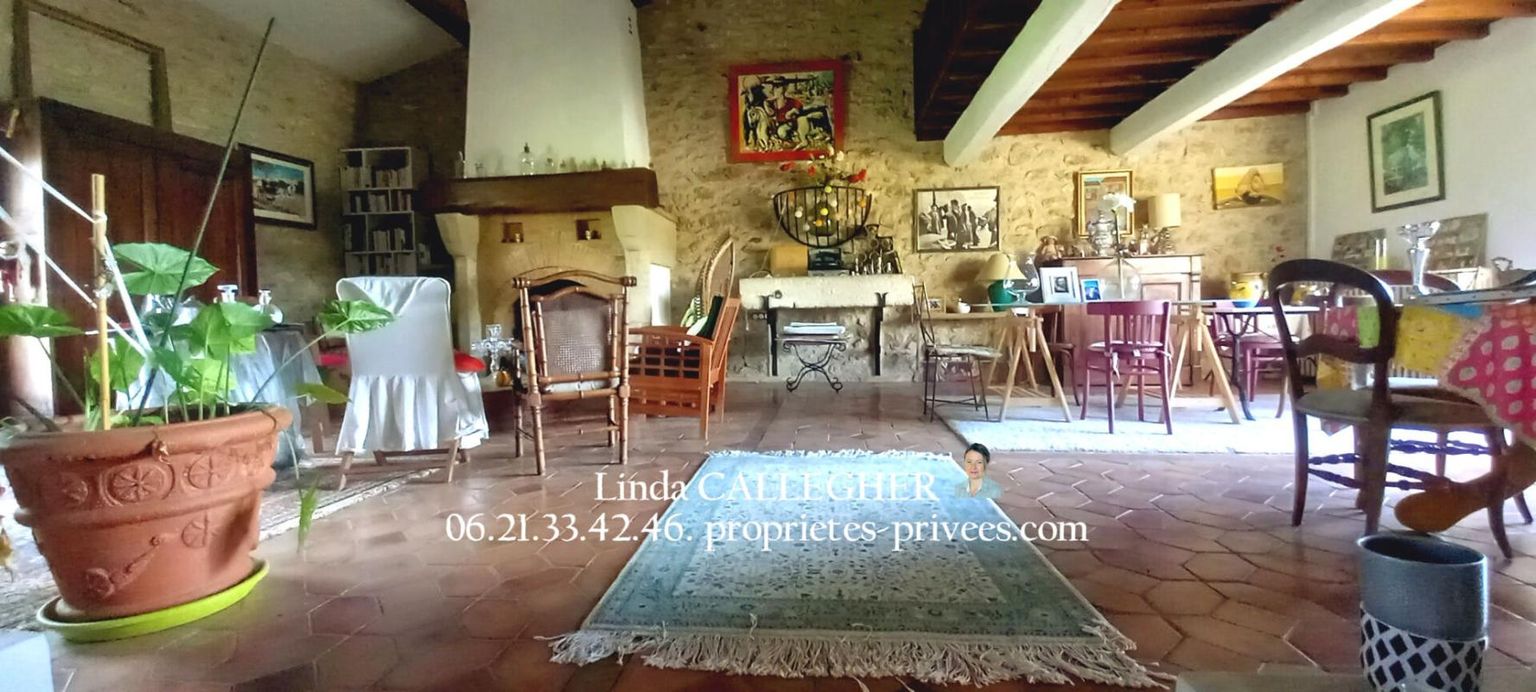 PéZENAS Maison Pezenas 6 pièce(s) 217 m2 3
