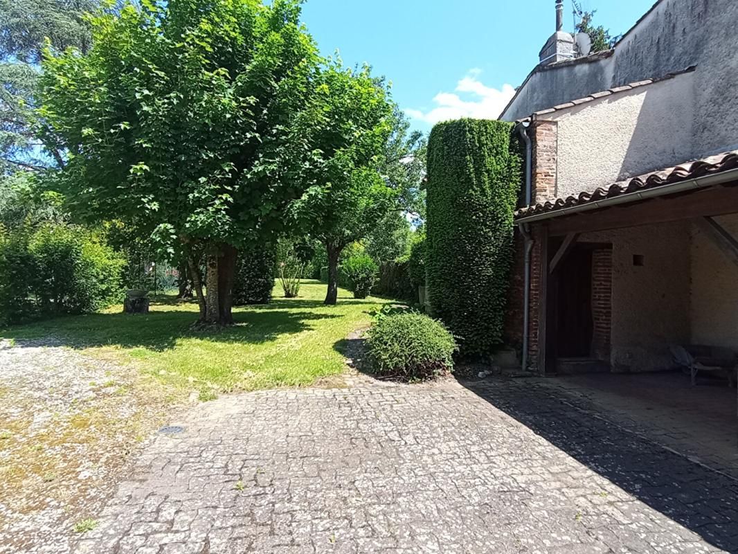 ALBI Maison de caractère de 6 pièces - Albi Madeleine 3
