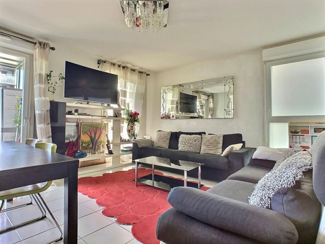 BORDEAUX Vente T3 63m2 BORDEAUX (33300) 2