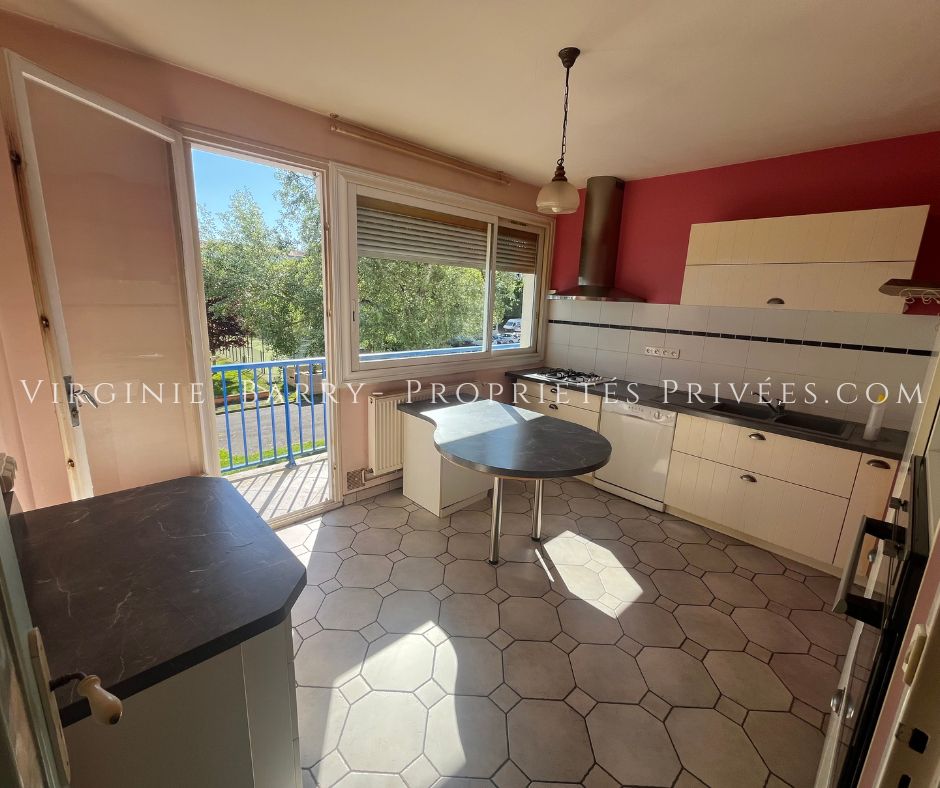 ROCHEFORT APPARTEMENT T3 AVEC ASCENSEUR, BALCONS ET GARAGE 4