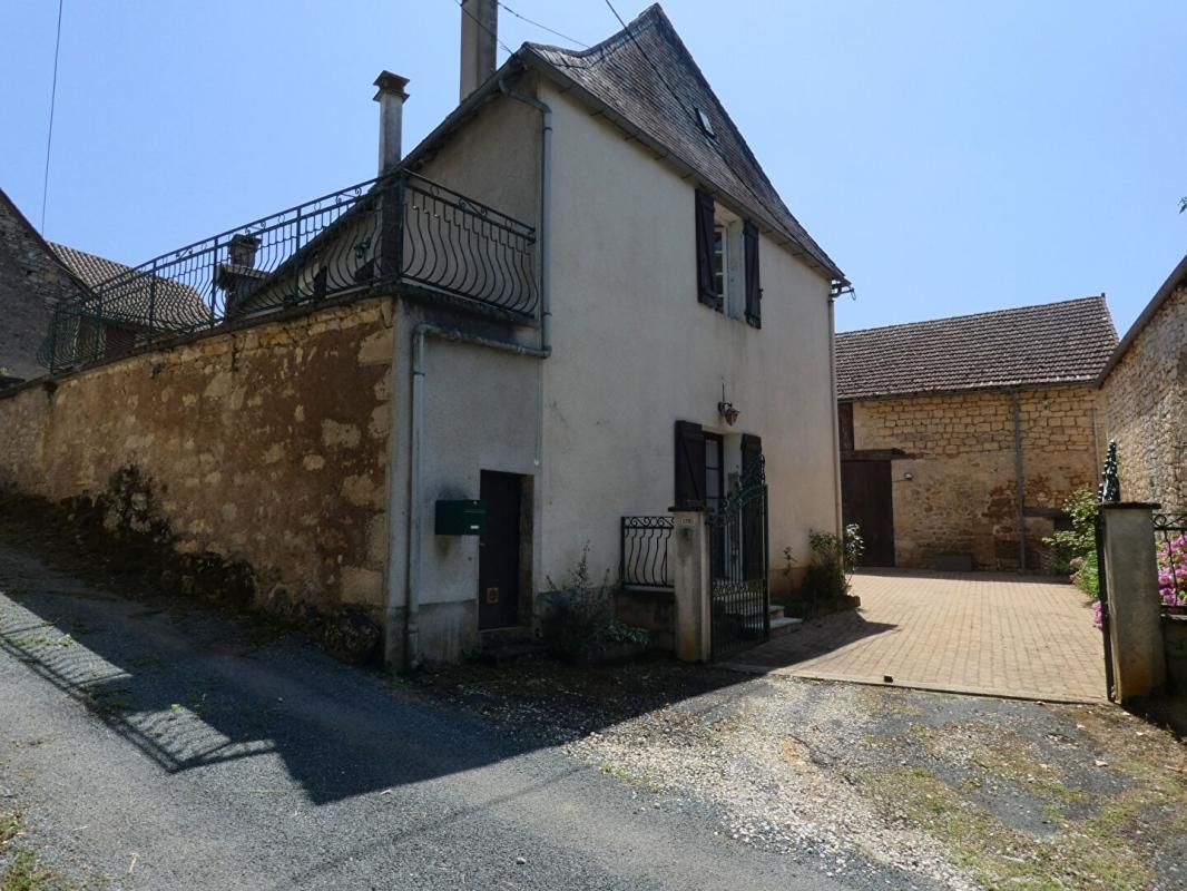 CHERVEIX-CUBAS Maison 115 m2 / 3 chambres / grange / terrain 2900m² 3