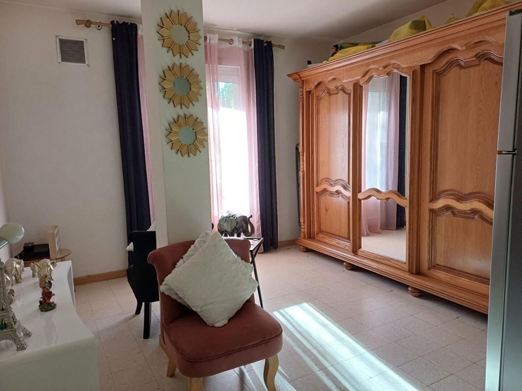 2 APPARTEMENTS T2Bis et STUDIO