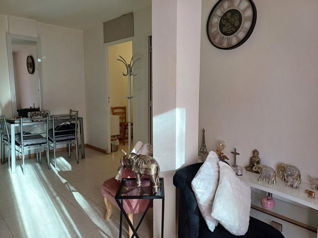 NOYON 2 APPARTEMENTS T2Bis et STUDIO 3