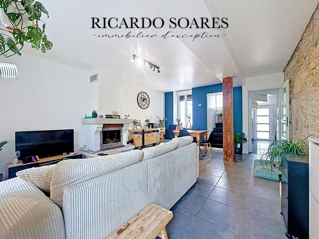 PONT-SAINTE-MAXENCE 60700 - MAISON DE VILLE 64 m² / 1 CHAMBRE / 1 STUDIO INDÉPENDANT / JARDIN ET TERRASSES