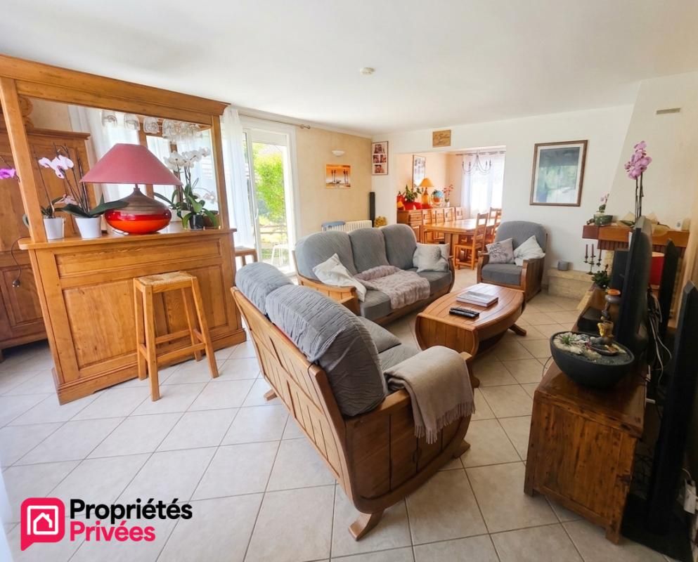 ROISSY-EN-BRIE Maison 6 Pièces Roissy En Brie (77680) 2