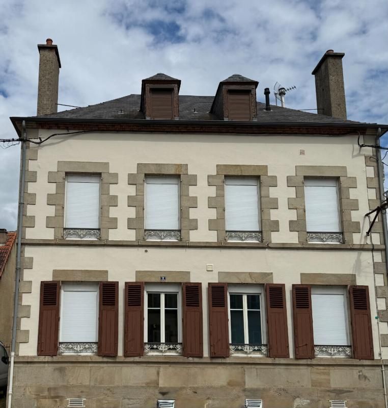 YZEURE Maison Yzeure 212 m2 1