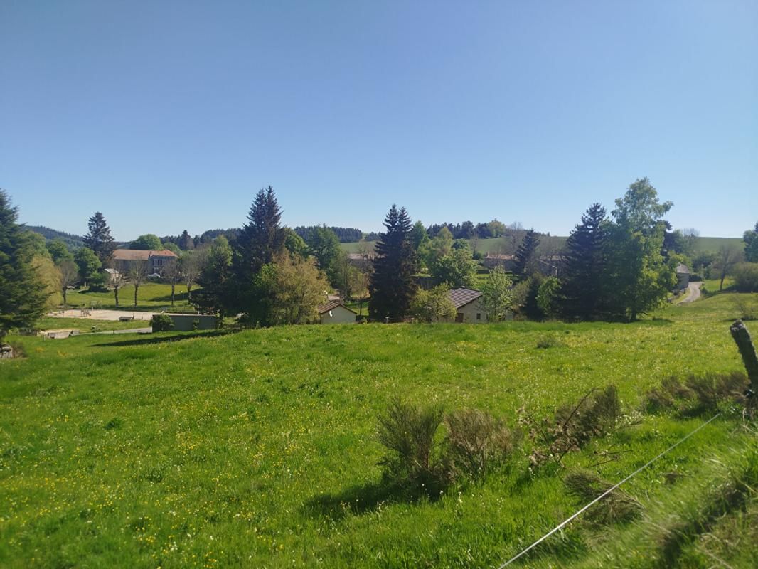 CHAUDEYRAC Terrain Constructible Chaudeyrac 6438m² 2