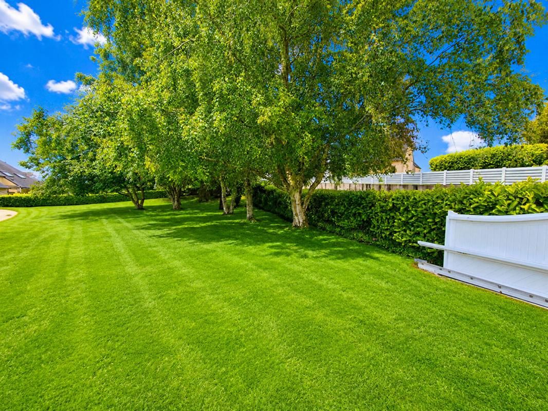 CAUDAN Magnifique propriété de charme de 186 m2 - Longère entièrement rénovée avec beaucoup de potentiel (150 m2 aménageable de plus) - 5200 m2 de terrain et 3,4 hectares disponibles et attenants 3