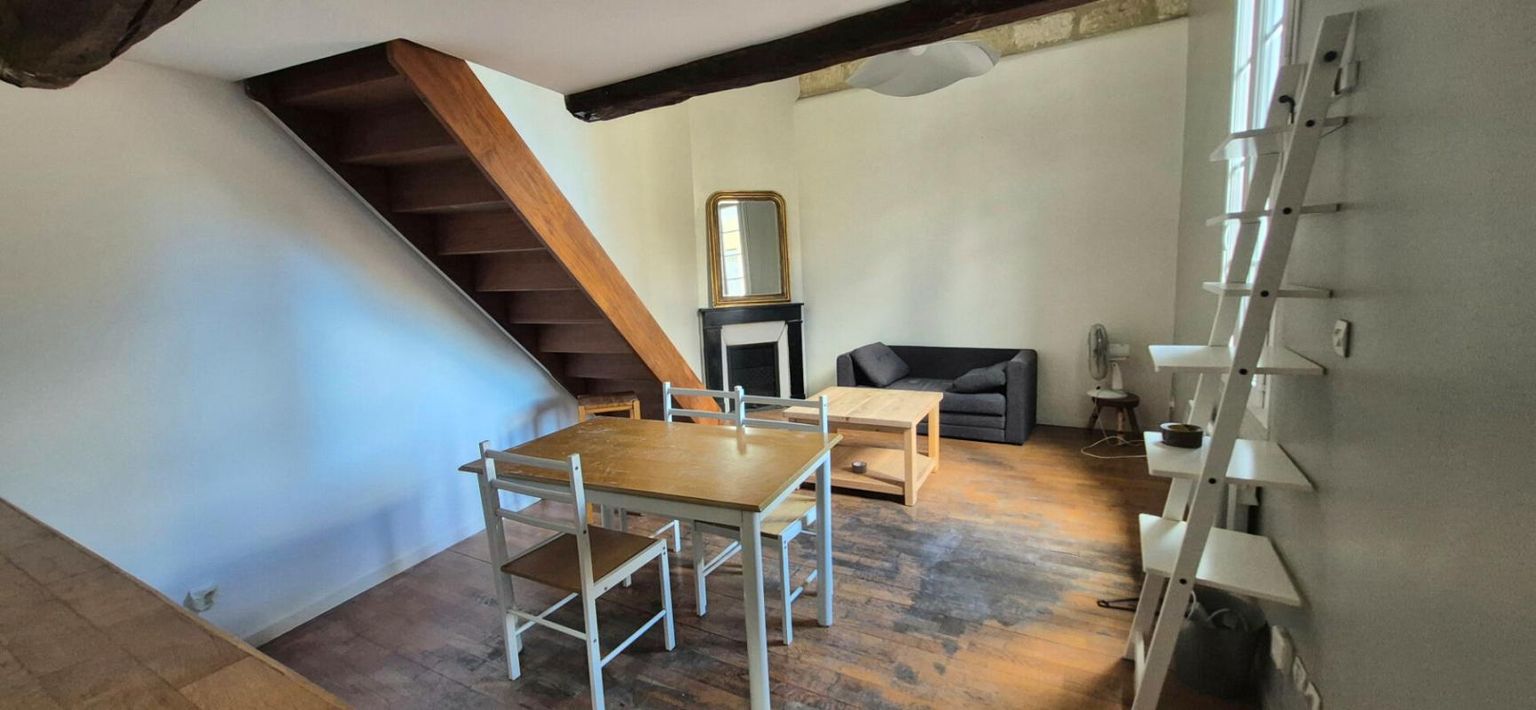 MONTPELLIER Appartement 2 pièces 43.28 m2 , centre ville de Montpellier, place Albert 1 er 3