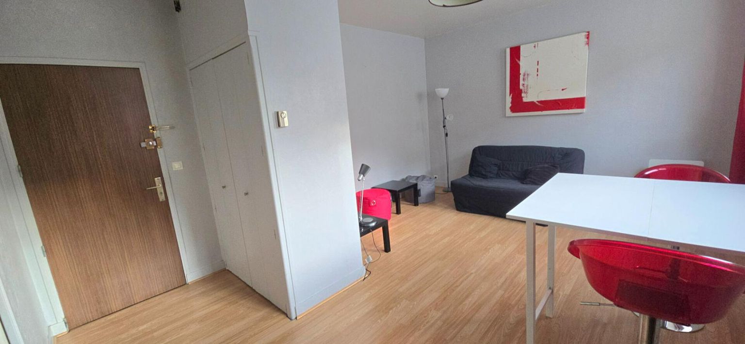 PERIGUEUX Appartement T1, meublé, d'une surface de 27.40 m², dans le centre ville de Périgueux 4