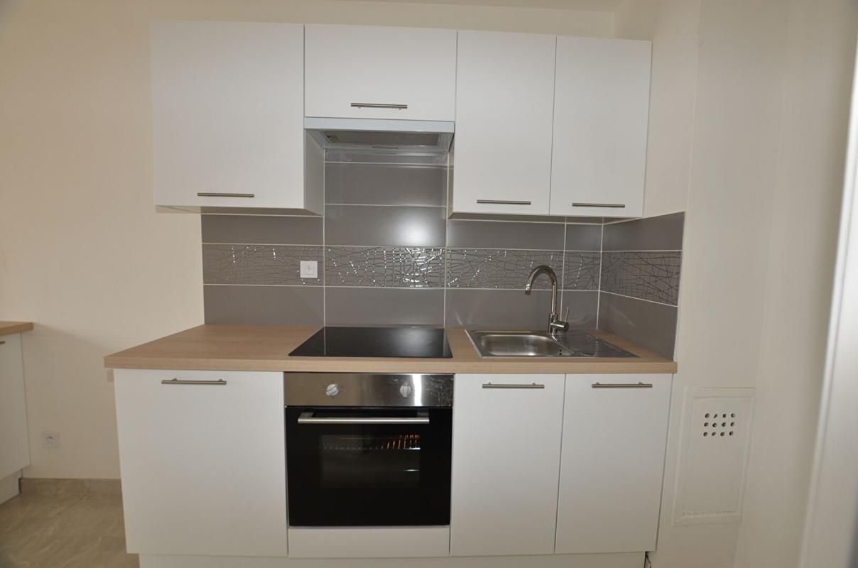 JUVISY-SUR-ORGE Appartement Juvisy Sur Orge 1 pièce 29 m² 3