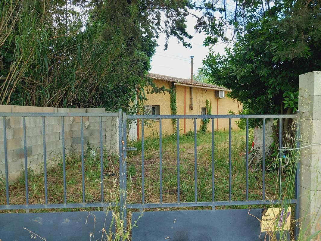 BEZIERS TERRAIN AVEC MAZET  et batiment agricole à Espondeilhan 4