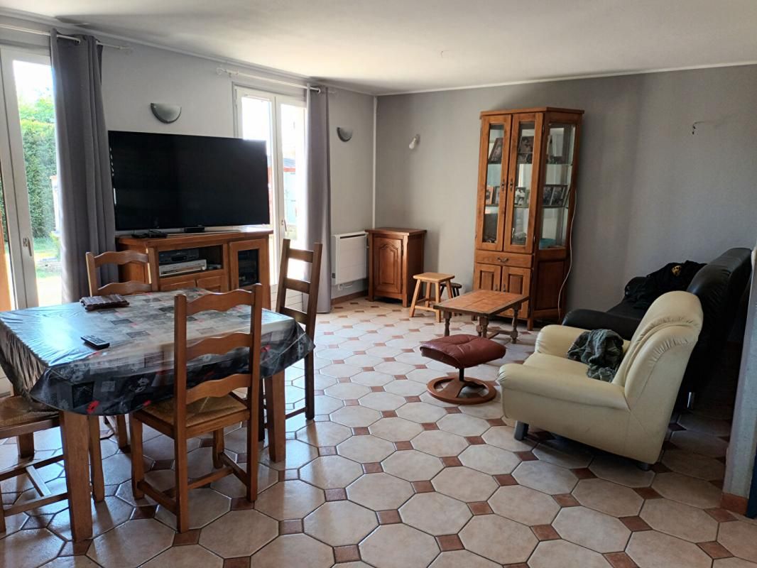 SAINT-BENOIT-SUR-LOIRE Maison Saint Benoit Sur Loire 6 pièce(s) 111 m2 3