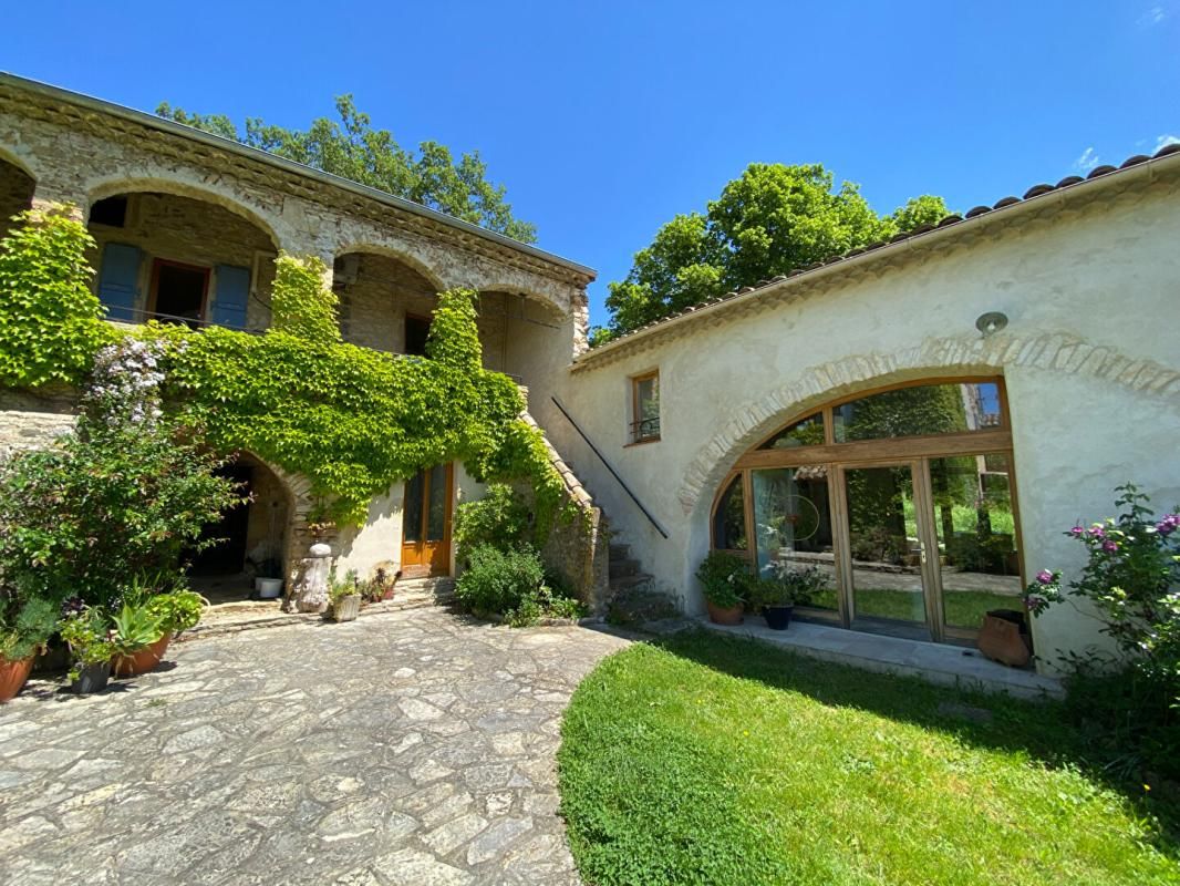 MARSANNE Maison + 3 gîtes 11 pièces 330 m2 3