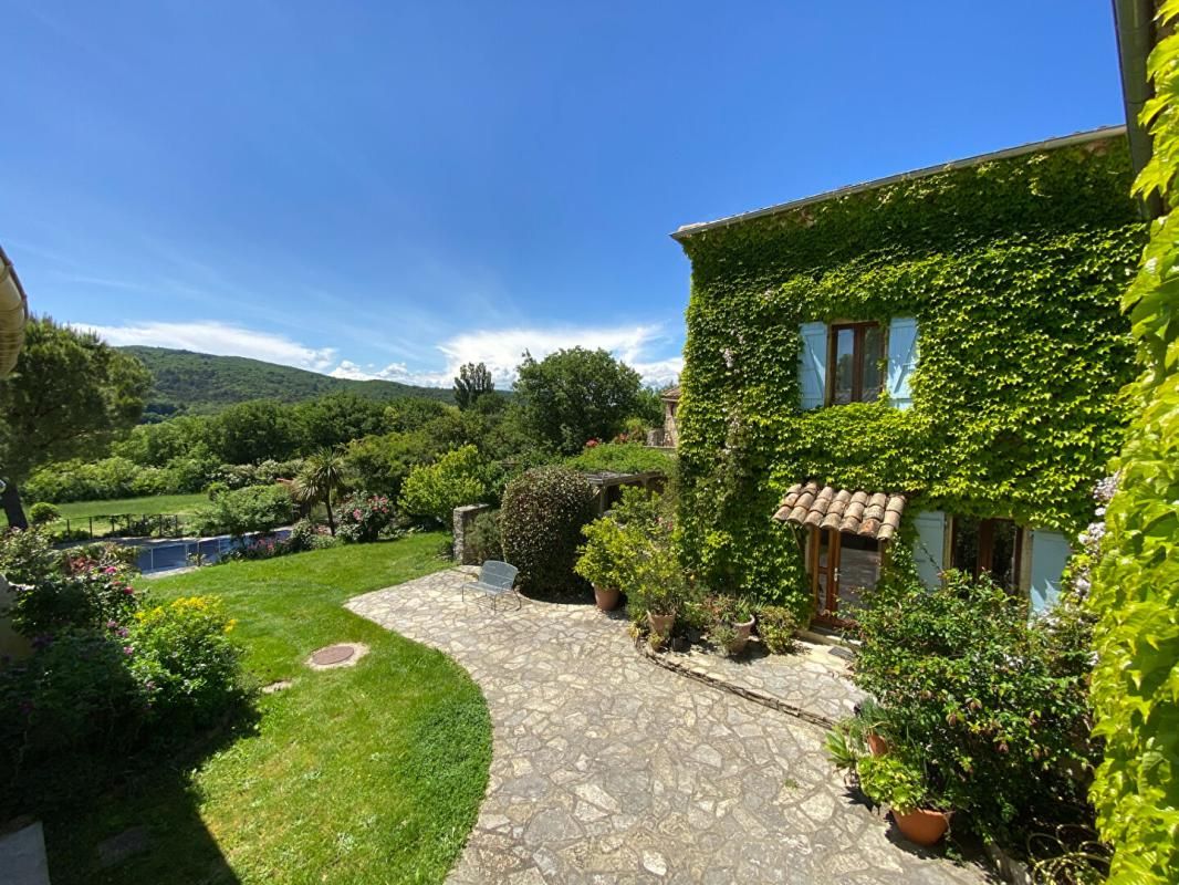 MARSANNE Maison + 3 gîtes 11 pièces 330 m2 4