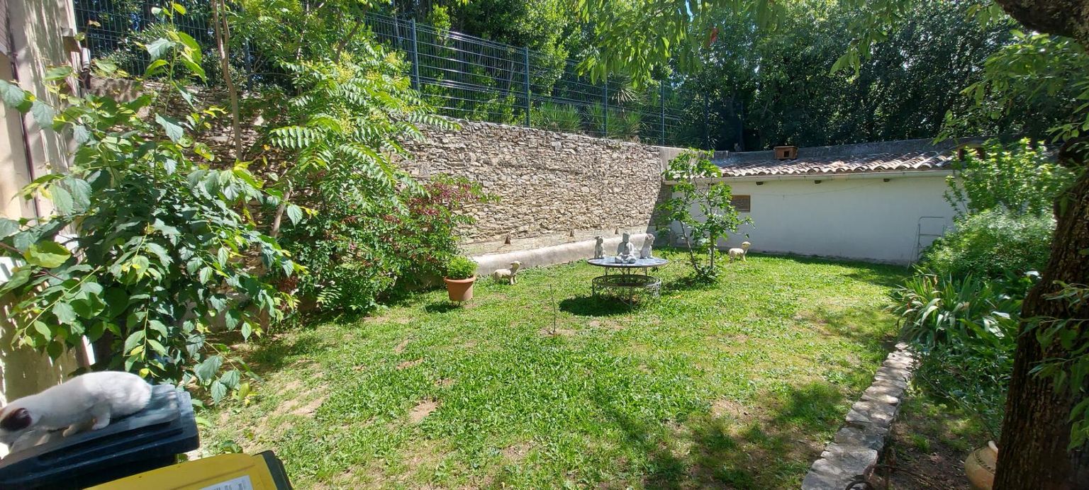 NIMES GARD. 30.NIMES. La Cigale. Belle maison de 119 m2 sur terrain arboré de 1250 m² avec piscine quartier La Cigale 3