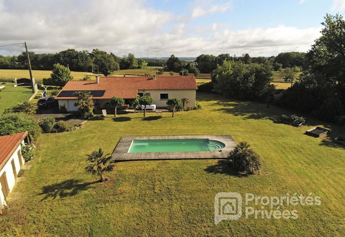 Maison Mirande 6 pièce(s) 112 m2 avec vue sur les Pyrénées