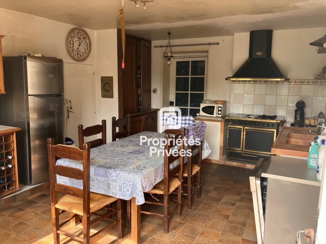 SEPTEUIL Belle maison ancienne 4
