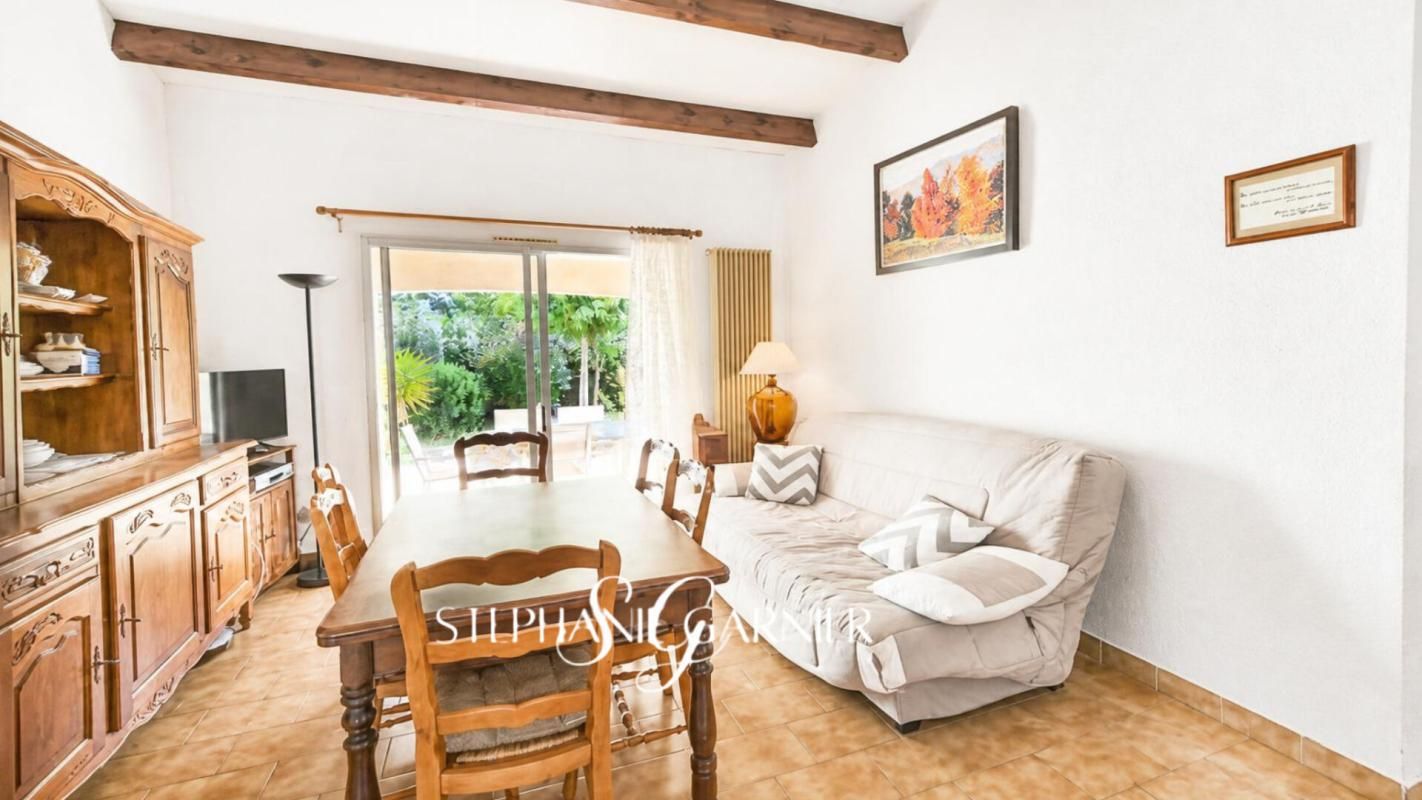 SAINT-CYPRIEN Maison avec jardin, garage et piscine 4