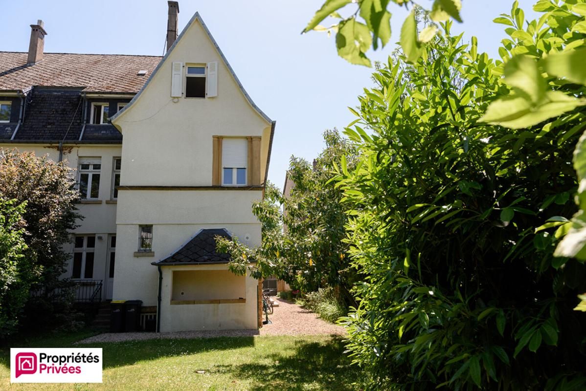 LE BAN-SAINT-MARTIN Maison Le Ban-Saint-Martin 10 pièces 288 m2 3