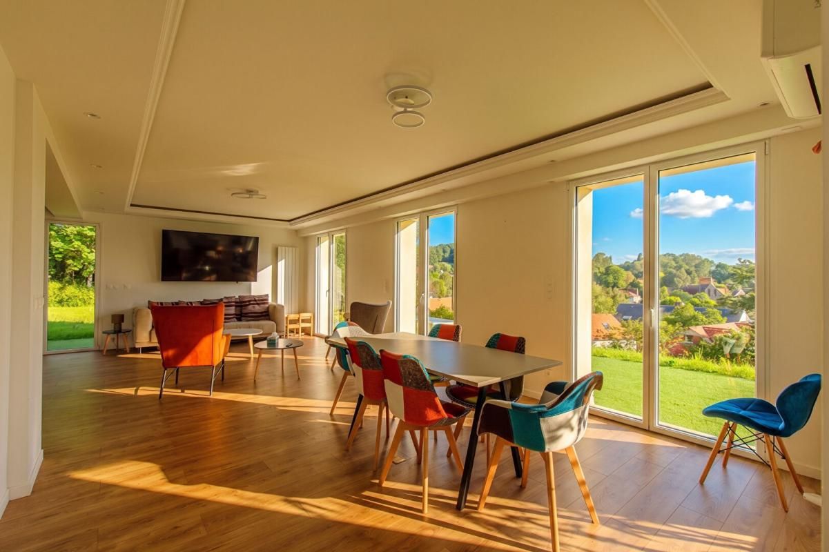 SERAINCOURT Coup de coeur à Seraincourt : Maison rénovée et vue imprenable 3