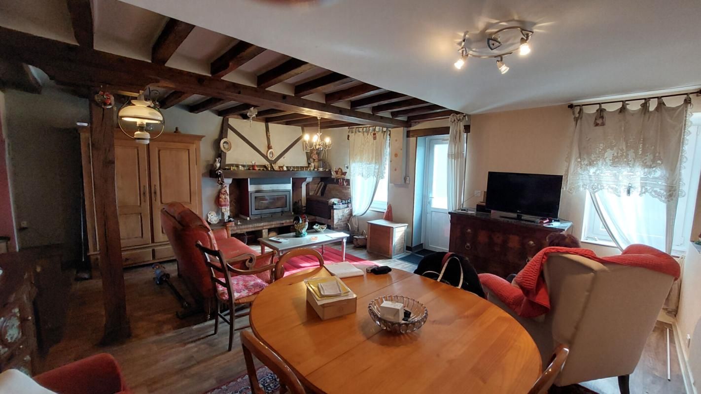 LES AIX-D'ANGILLON Maison Les Aix D'angillon 3 pièce(s) 83 m2 3