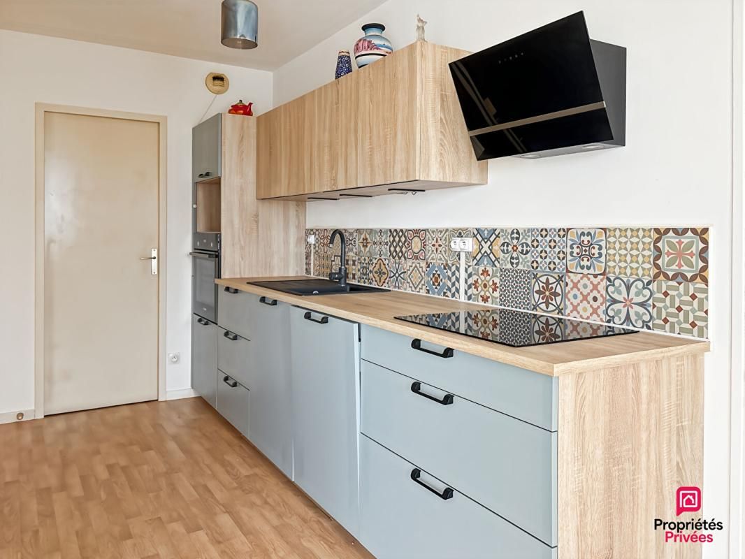 TRELAZE Appartement Trelaze 2 pièce(s) 56.9 m2 2
