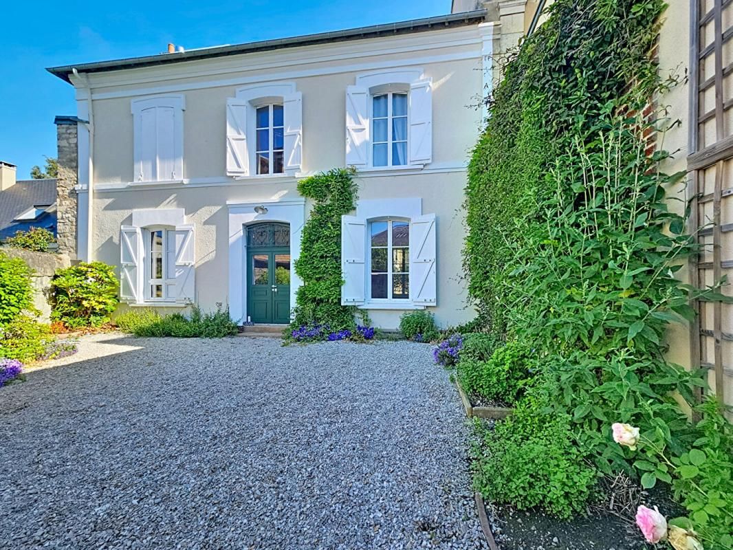 ALENCON Maison Alencon 8 pièce(s) 190 m2 1