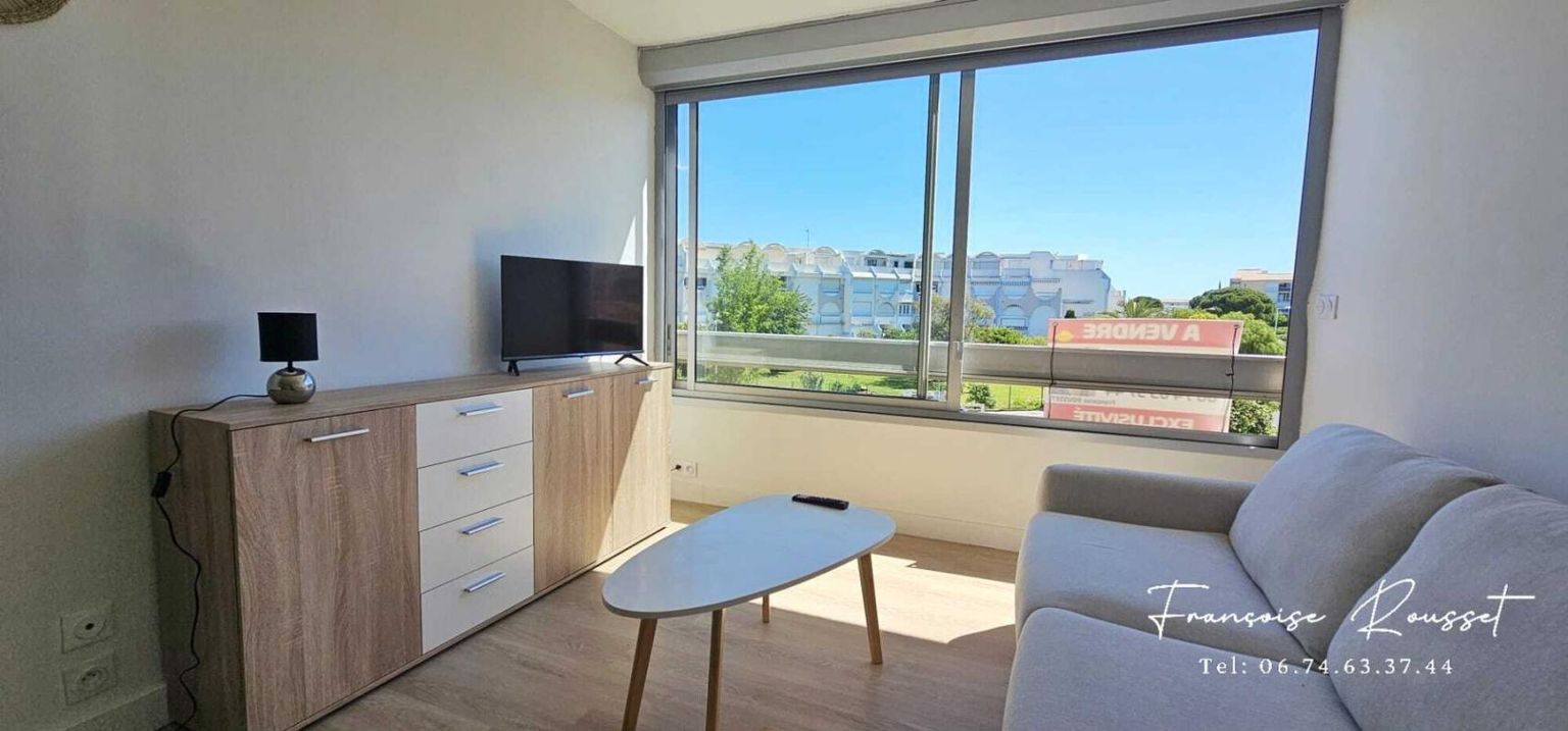 LE GRAU-DU-ROI STUDIO MEUBLE + PARKING 4